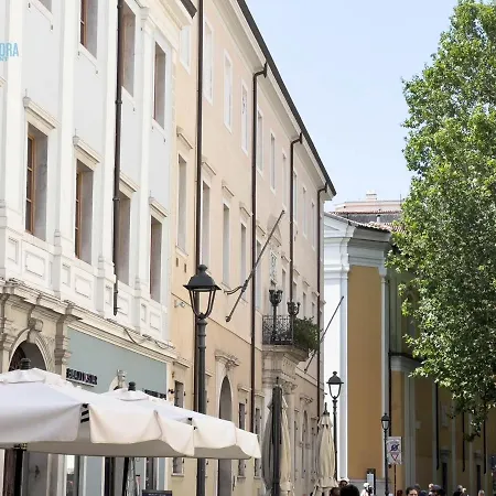 Cavana 2 Tirabora Short Rent Apartment Trieste